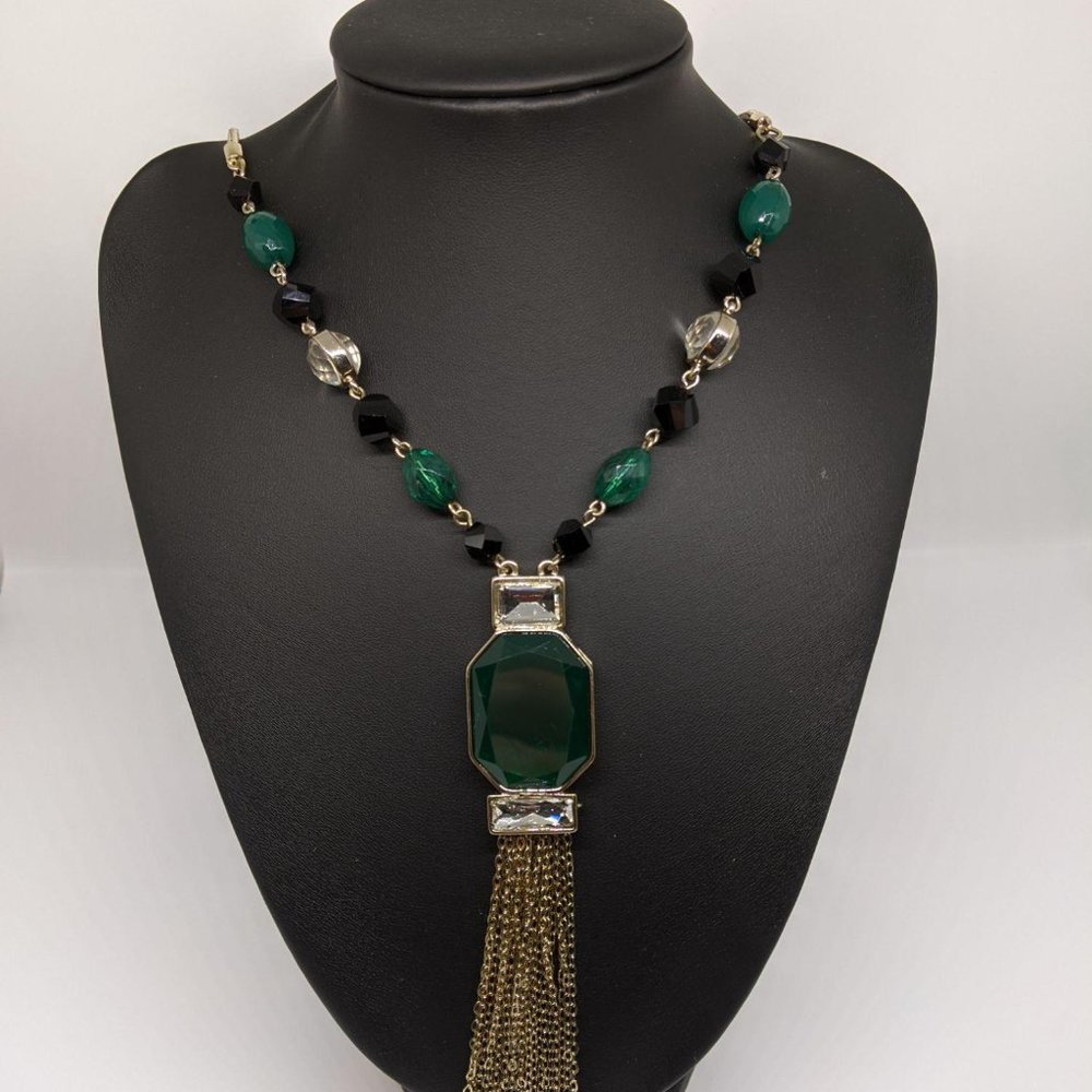 White House Black Market Pendant Necklace